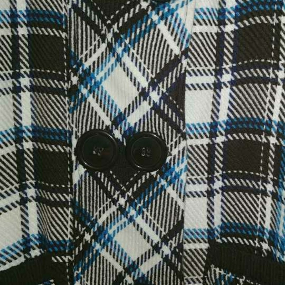 Sweater - Picture 2 of 4